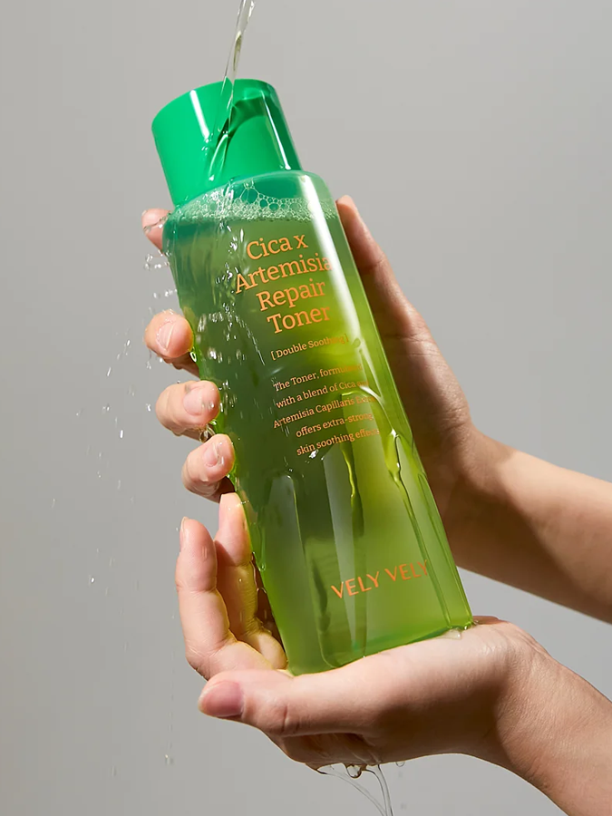 Восстанавливающий тонер с экстрактом полыни и центеллы Vely Vely Cica Artemisia Repair Toner, 500 мл
