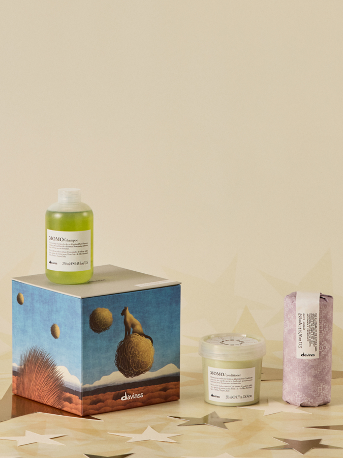 Набор для увлажнения волос ”Enchanting Prairie” Davines 2025 MOMO, 3 items