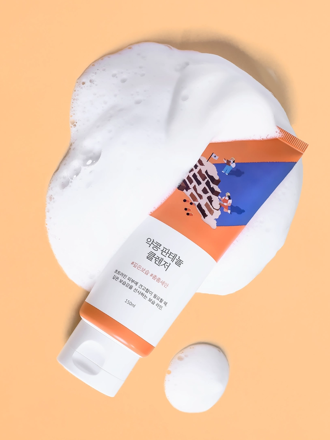 Смягчающая пенка для умывания с чёрной соей и пантенолом Round Lab Soybean Panthenol Cleanser, 150 мл